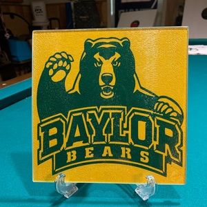 Baylor cutting board/trivet
